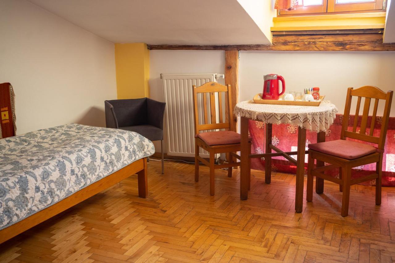 Kolory Guest House Krasków Εξωτερικό φωτογραφία